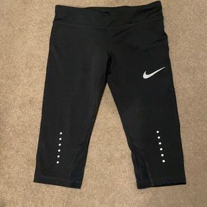 Nike Women’s Dri Fit Biker Shorts (Small) *Never Worn*